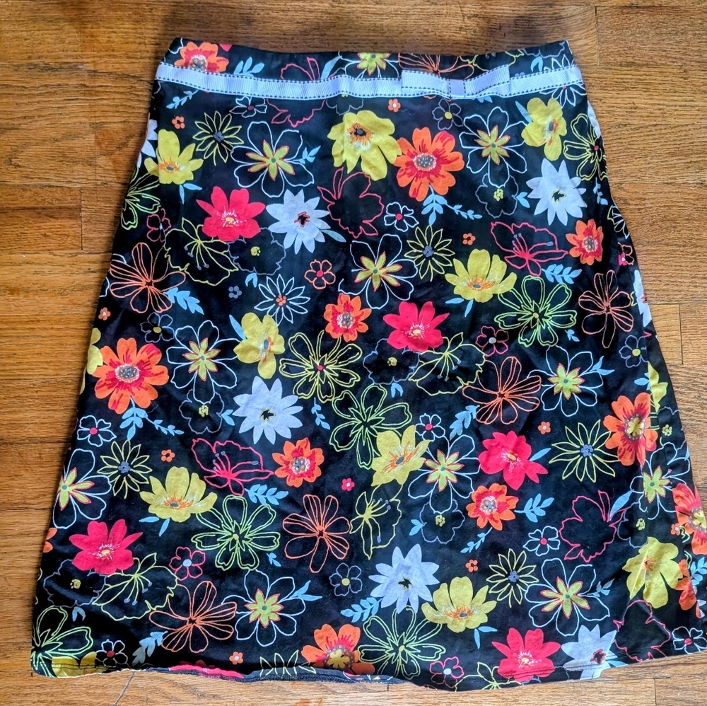 Lily Size Medium Black Floral Colorful A Line Skirt